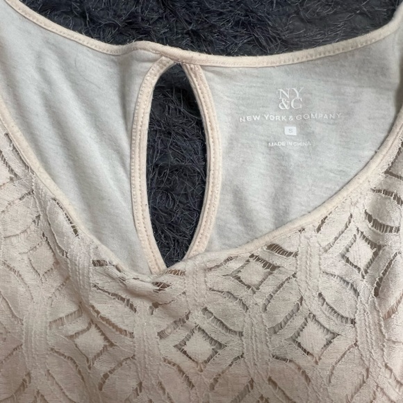 New York & Company Blouse! - Picture 8 of 14